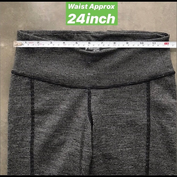 Old Navy Active Crop Leggings - Picture 8 of 8